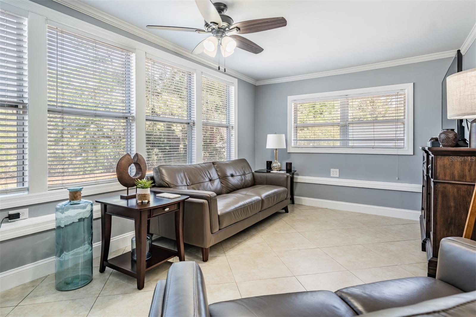 8816 MEMORIAL HWY, TAMPA, FL, 33615