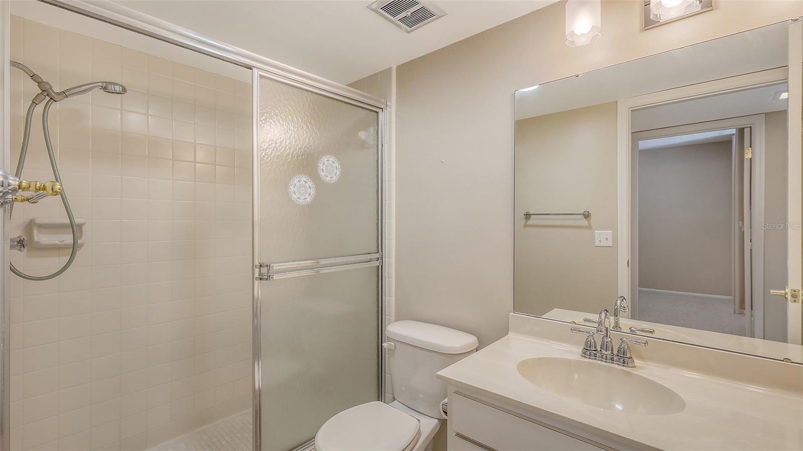 811 OAK DR #811, BRADENTON, FL, 34210