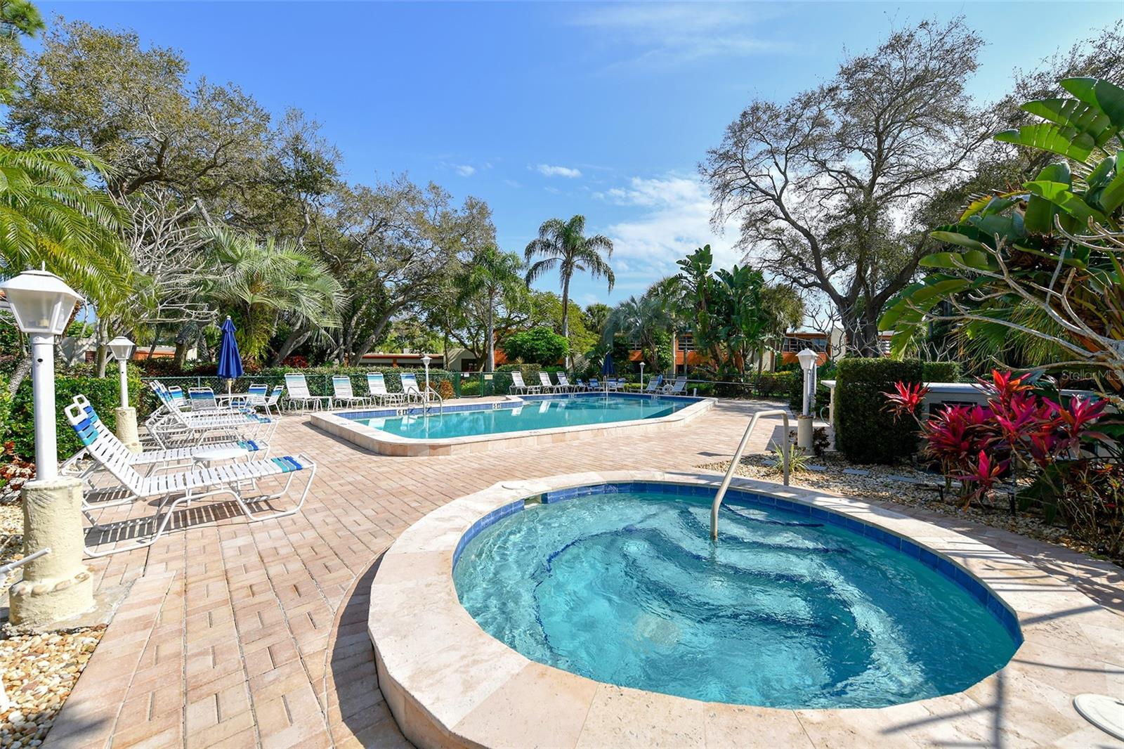 811 OAK DR #811, BRADENTON, FL, 34210