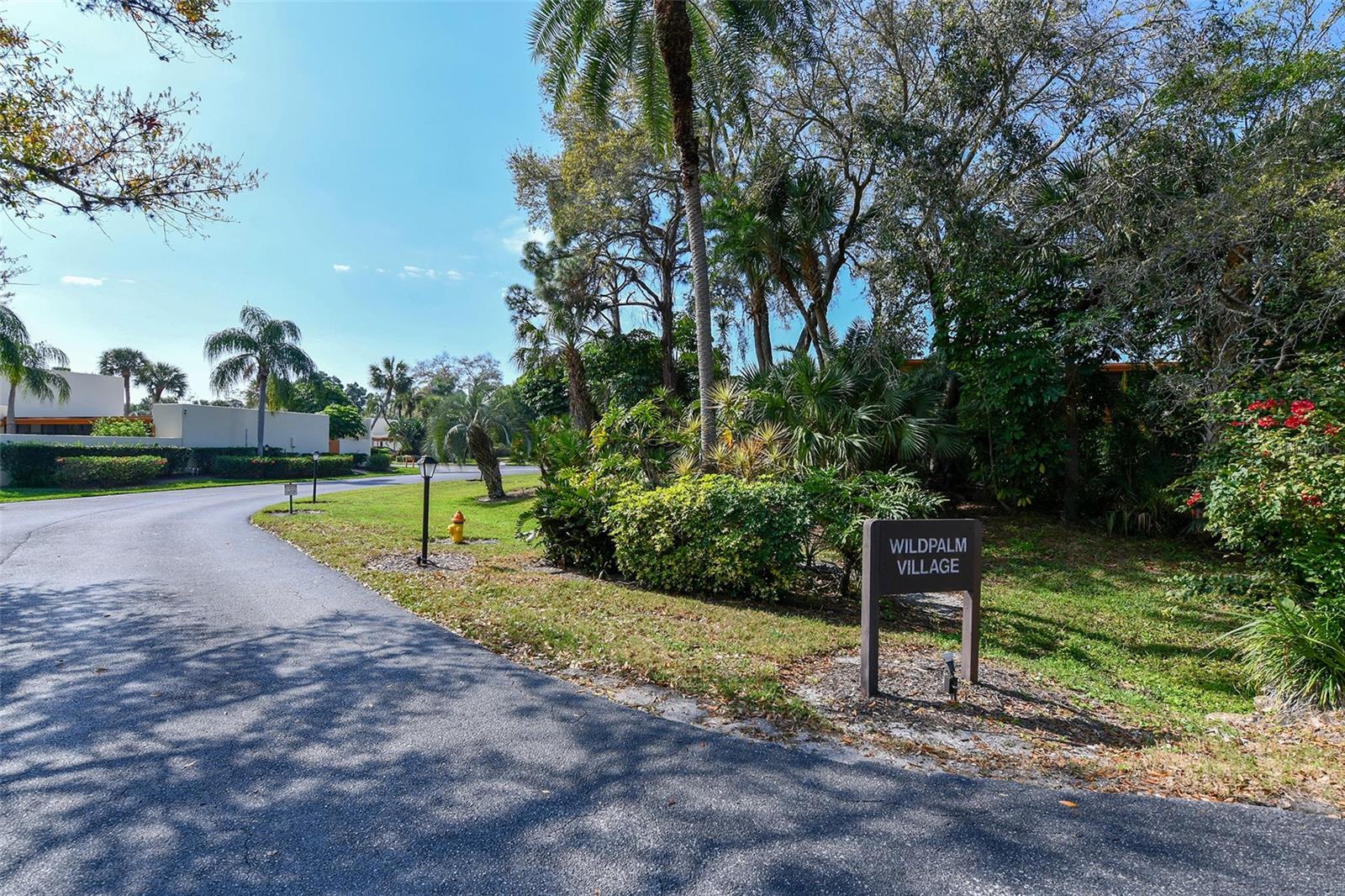 811 OAK DR #811, BRADENTON, FL, 34210