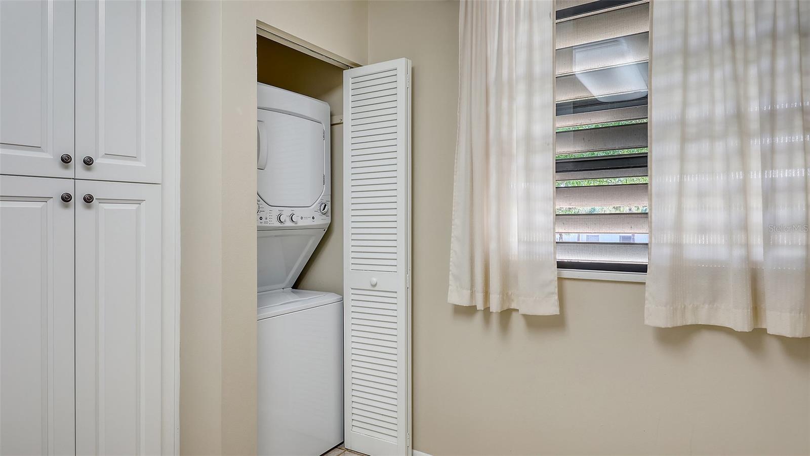 811 OAK DR #811, BRADENTON, FL, 34210