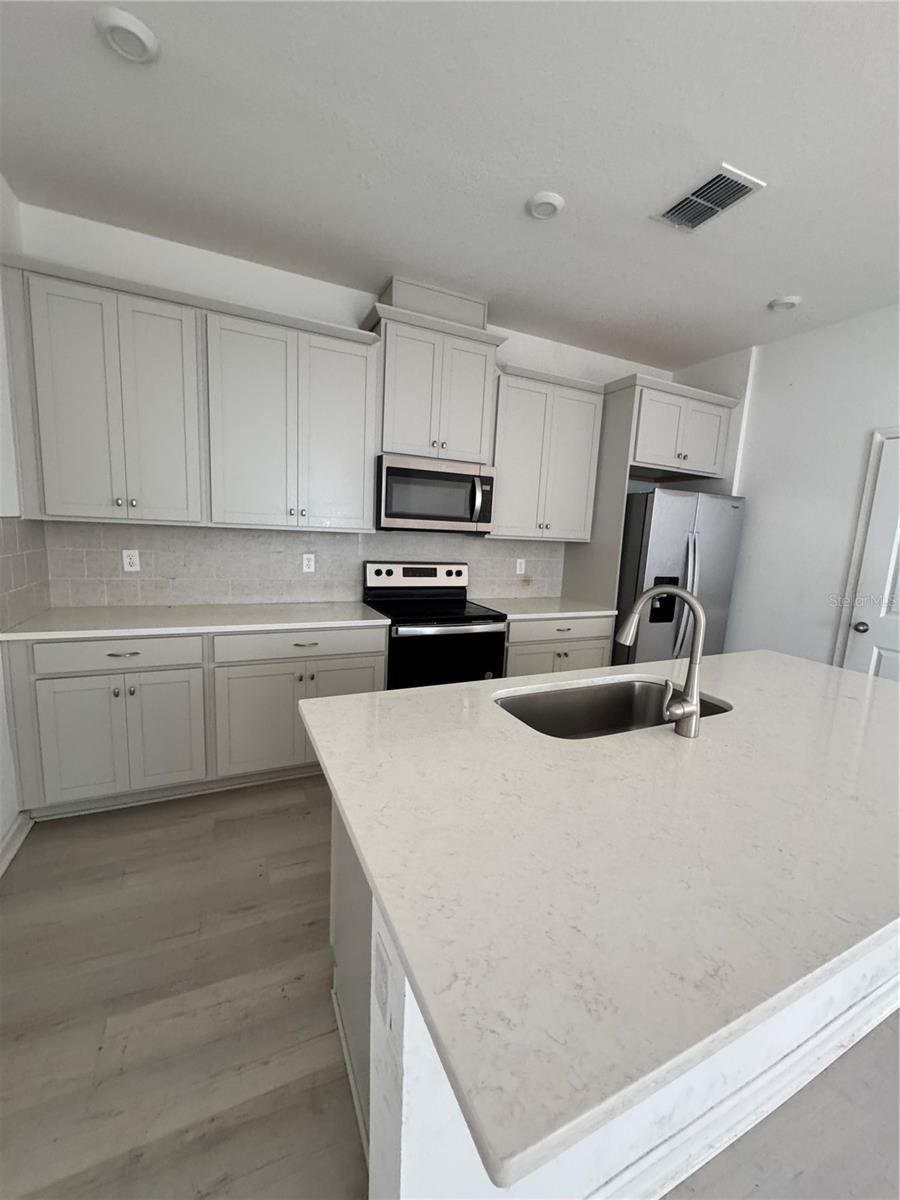 11420 SUNSAIL AVE, ORLANDO, FL, 32832