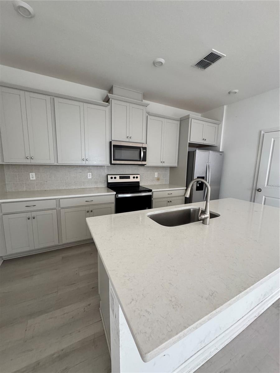 11420 SUNSAIL AVE, ORLANDO, FL, 32832