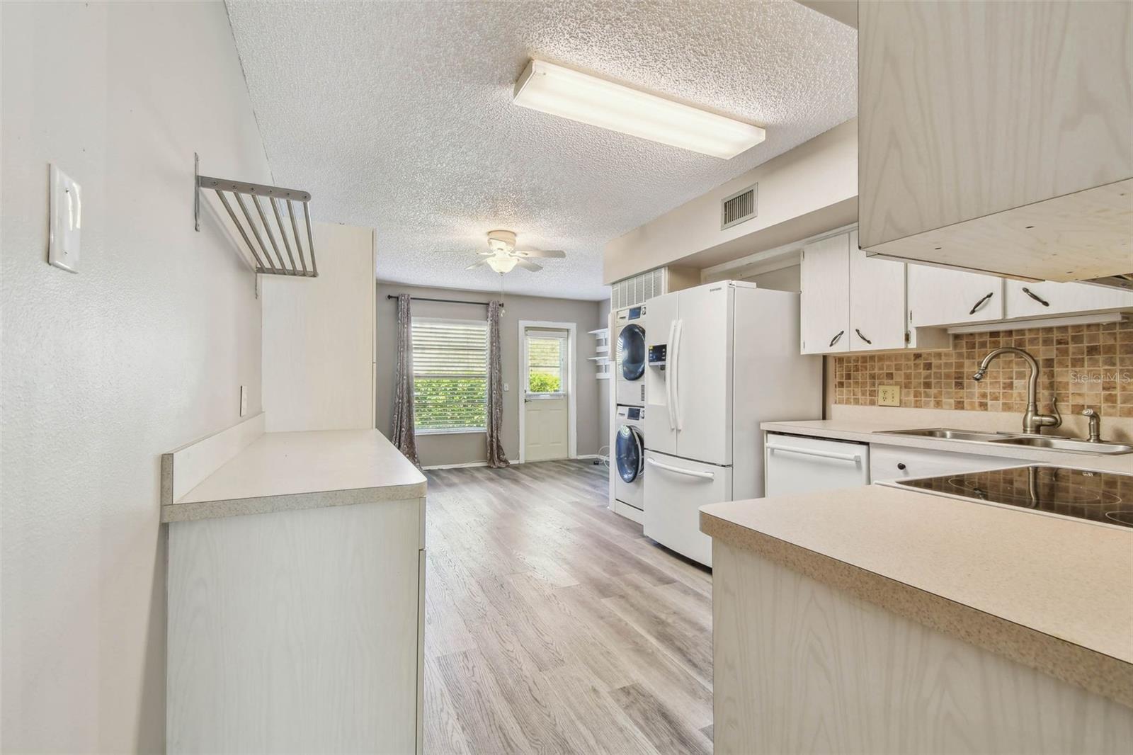 2226 SWITZERLAND WAY #16, CLEARWATER, FL, 33763