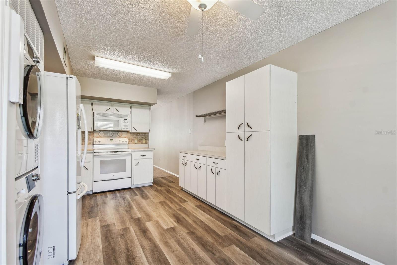 2226 SWITZERLAND WAY #16, CLEARWATER, FL, 33763