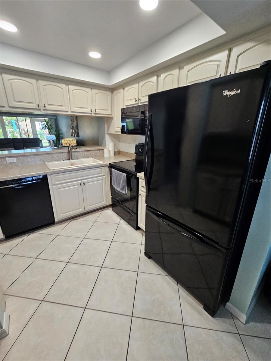 12144 SW EGRET CIR #201, LAKE SUZY, FL, 34269