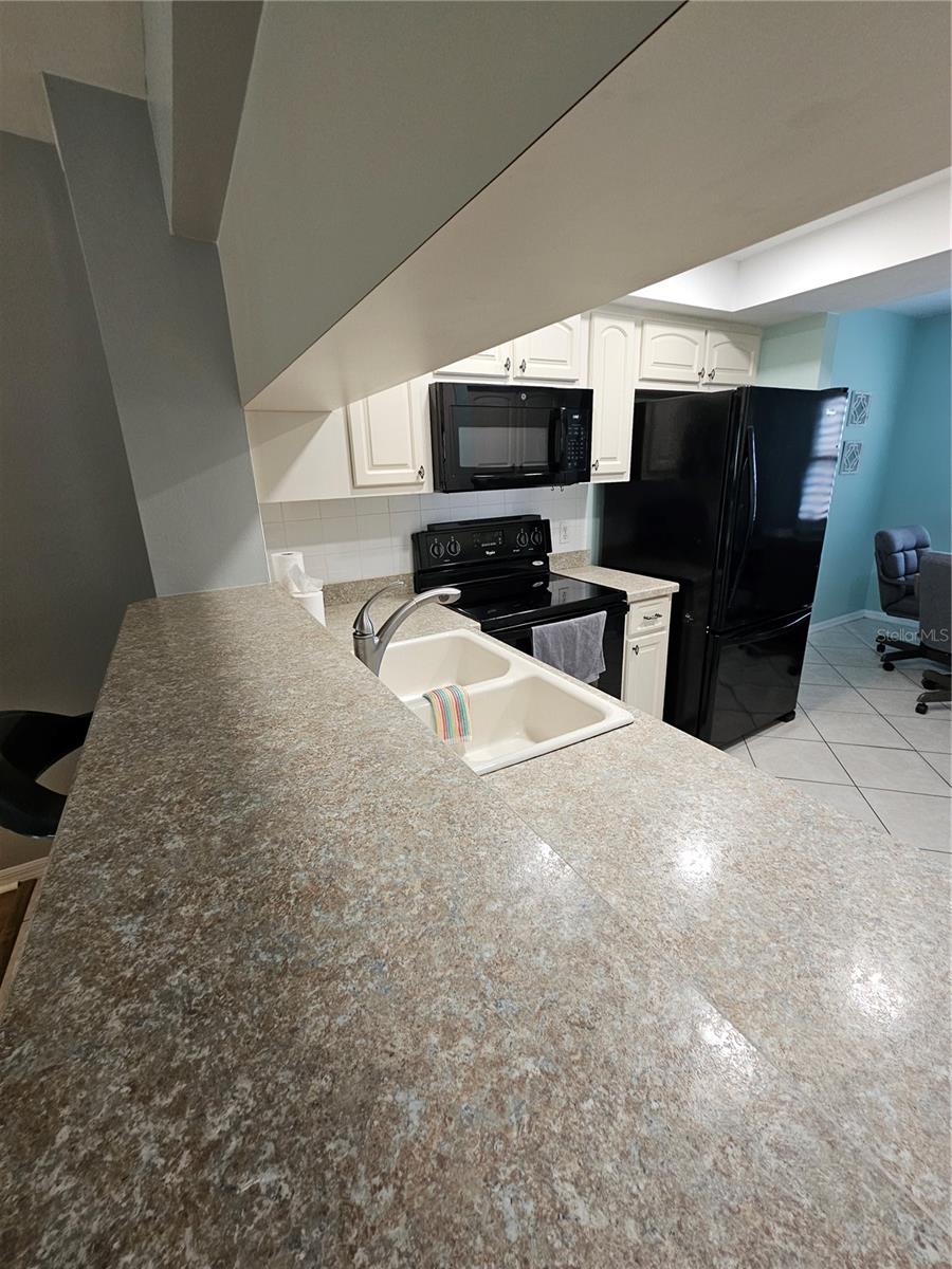 12144 SW EGRET CIR #201, LAKE SUZY, FL, 34269