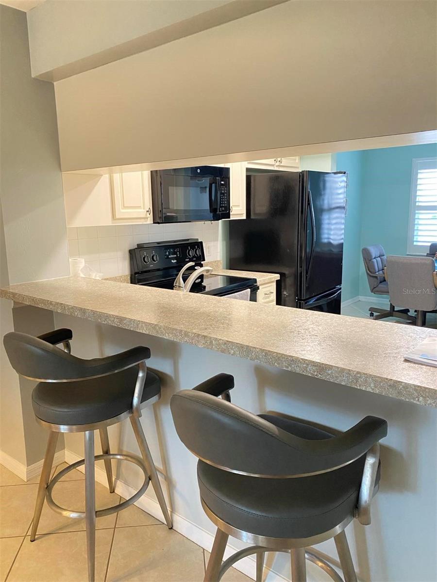 12144 SW EGRET CIR #201, LAKE SUZY, FL, 34269