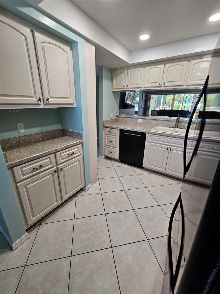 12144 SW EGRET CIR #201, LAKE SUZY, FL, 34269