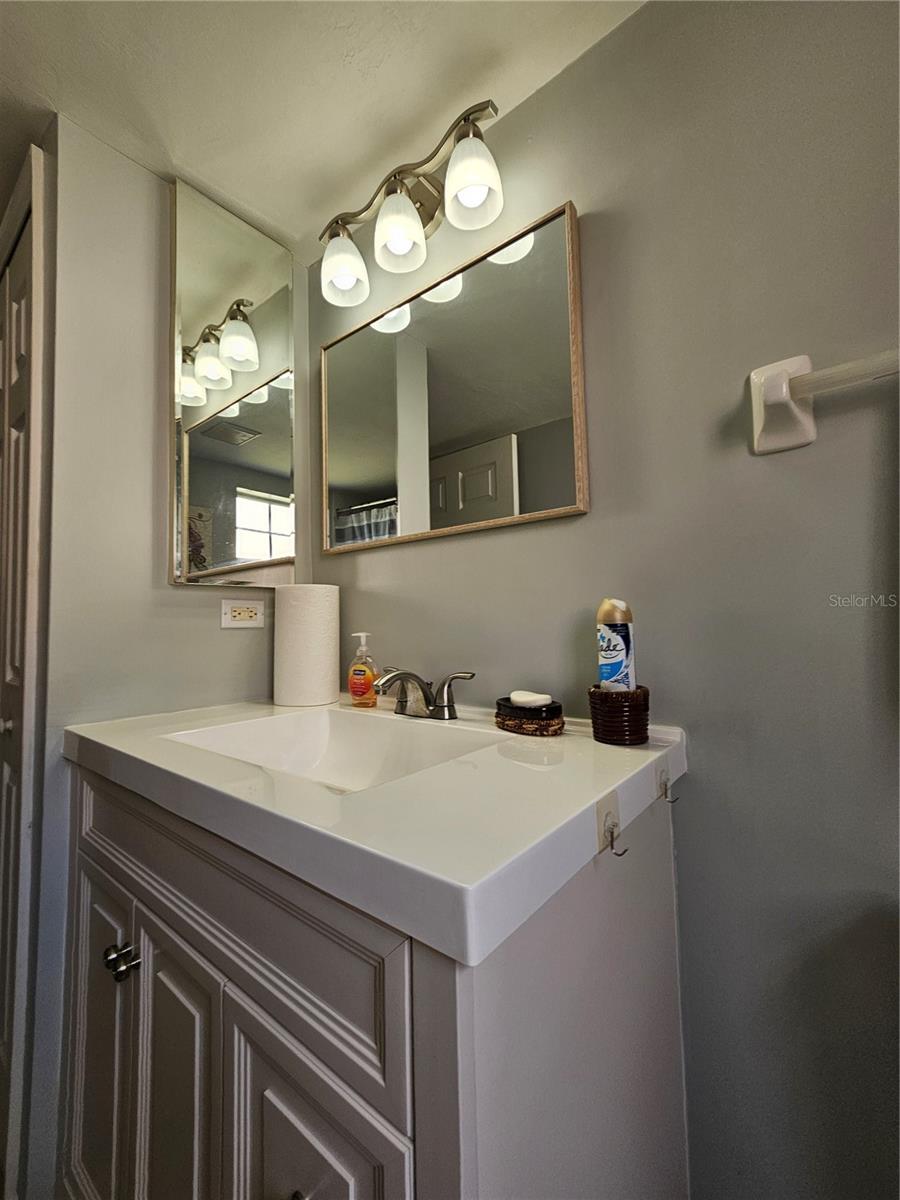 12144 SW EGRET CIR #201, LAKE SUZY, FL, 34269