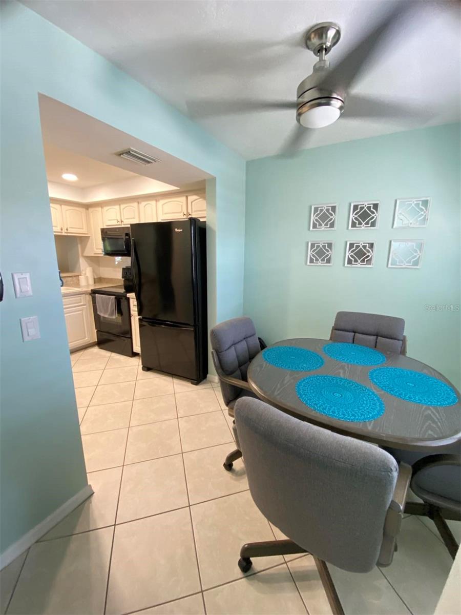 12144 SW EGRET CIR #201, LAKE SUZY, FL, 34269