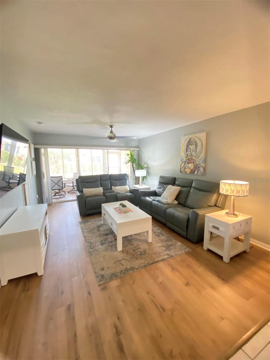 12144 SW EGRET CIR #201, LAKE SUZY, FL, 34269