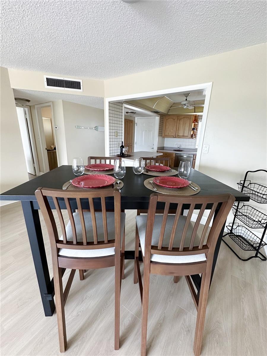 4725 COVE CIR #810, ST PETERSBURG, FL, 33708