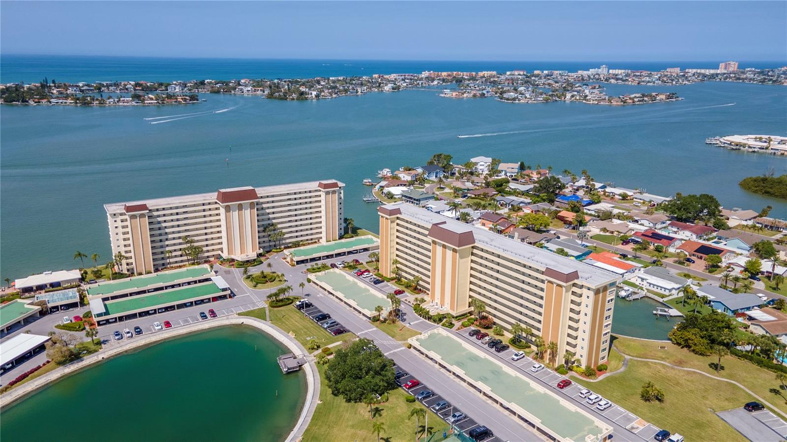 4725 COVE CIR #810, ST PETERSBURG, FL, 33708