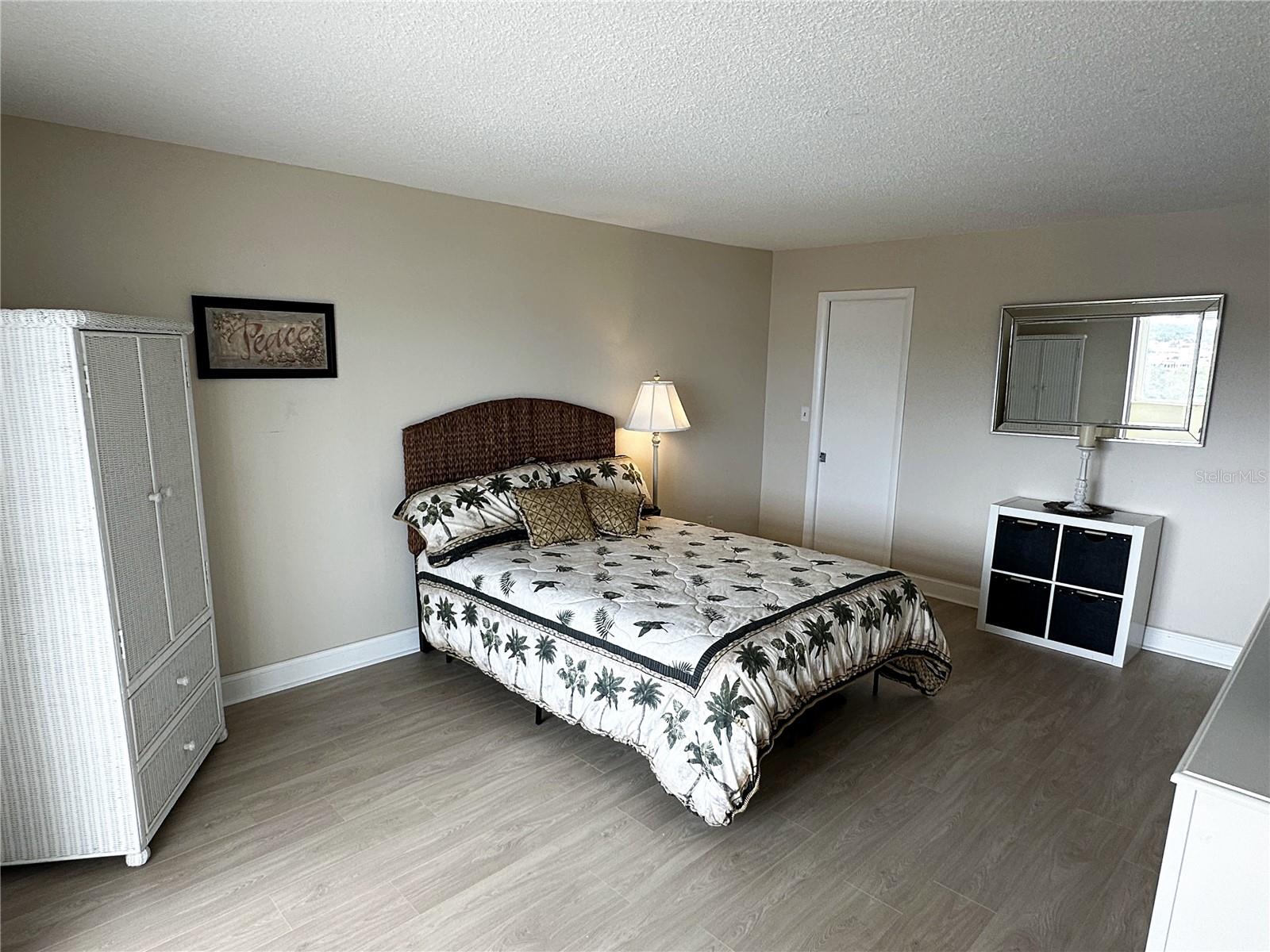 4725 COVE CIR #810, ST PETERSBURG, FL, 33708