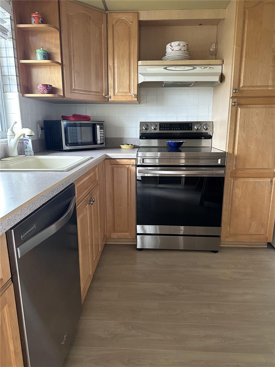 4725 COVE CIR #810, ST PETERSBURG, FL, 33708