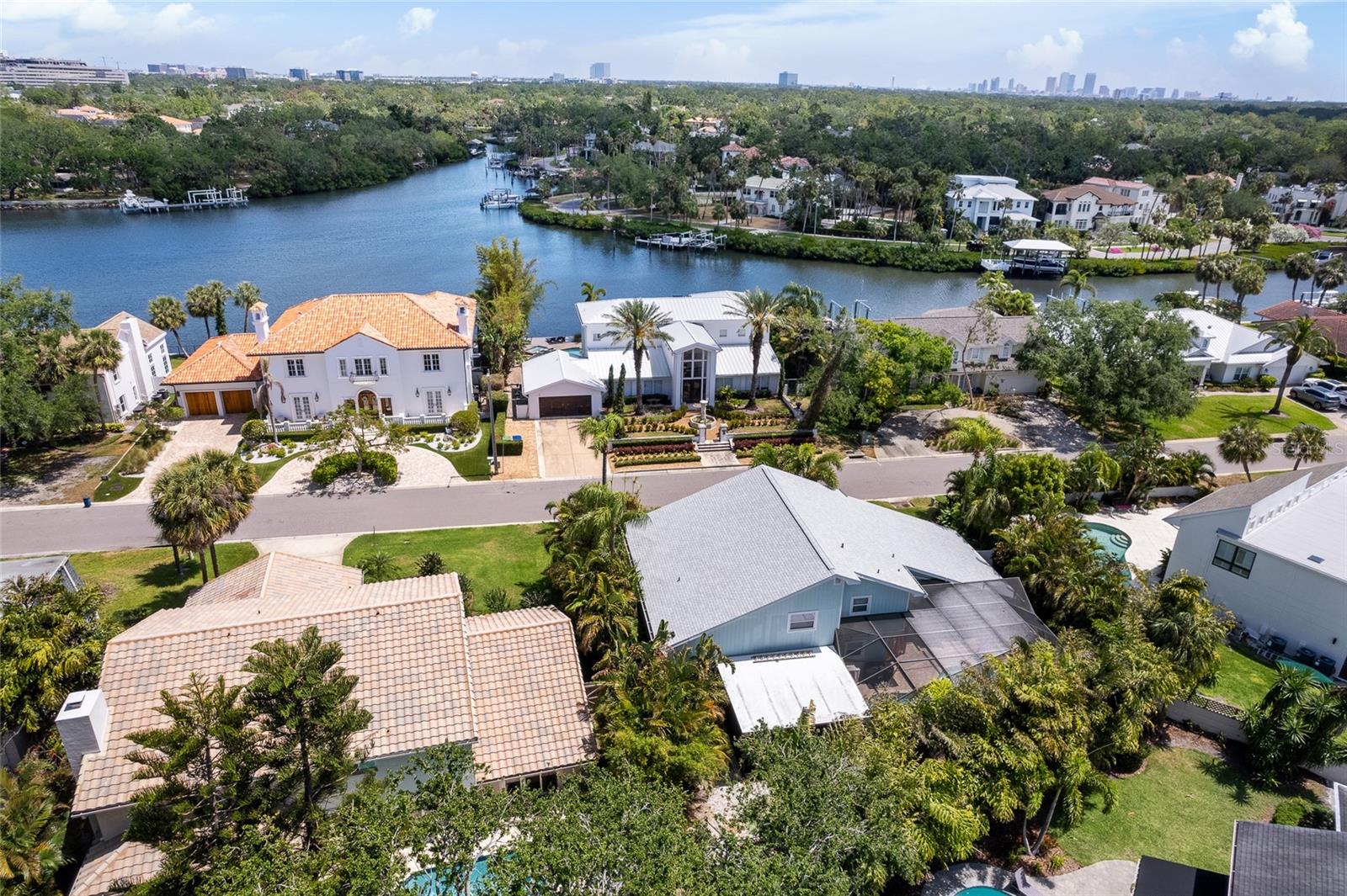 4912 W BAY WAY DR, TAMPA, FL, 33629