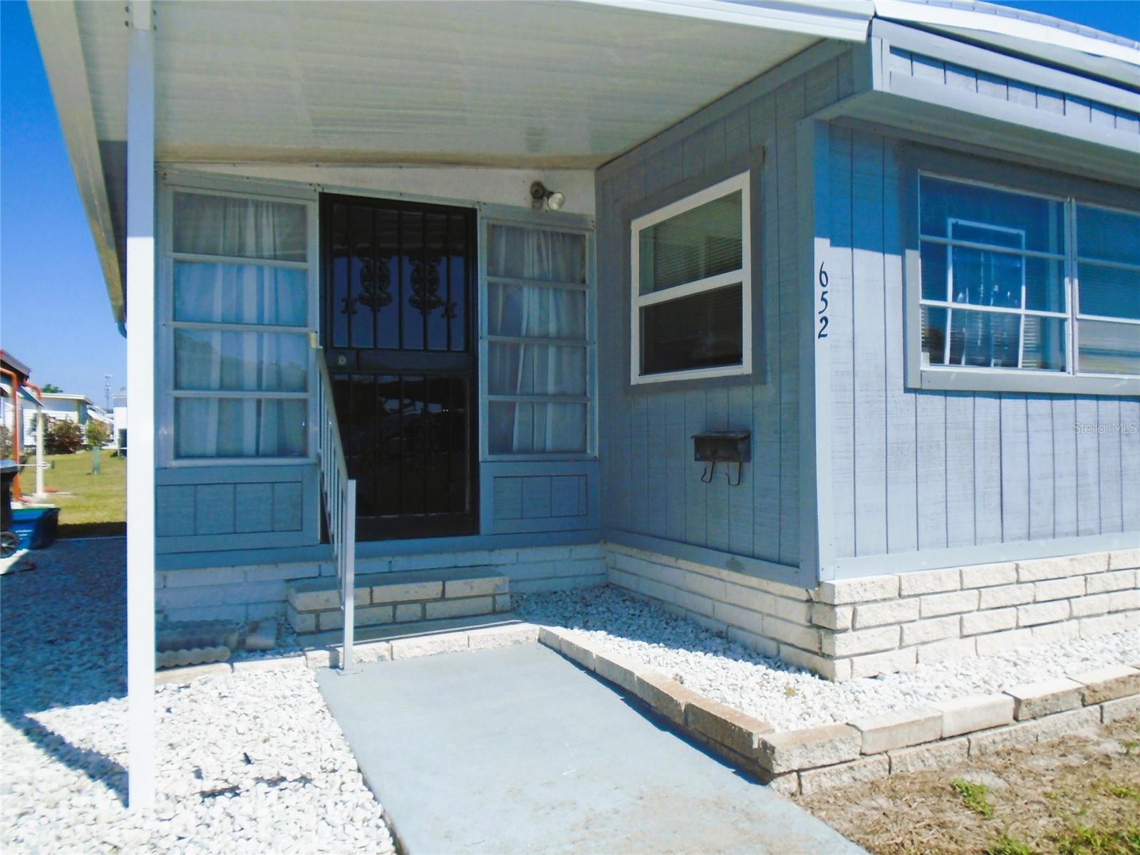 TB8374069 Property Photo