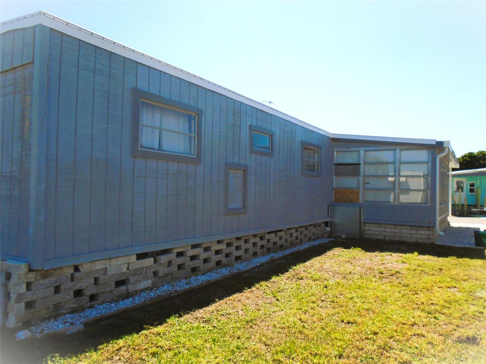 TB8374069 Property Photo