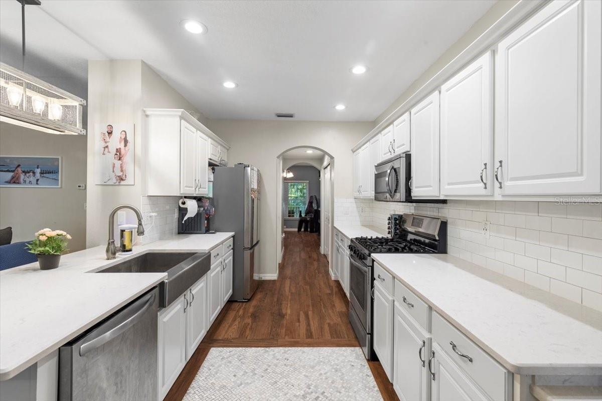 6230 GANNETDALE DR, LITHIA, FL, 33547