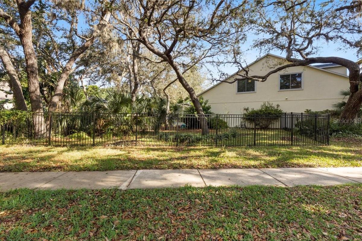 6230 GANNETDALE DR, LITHIA, FL, 33547