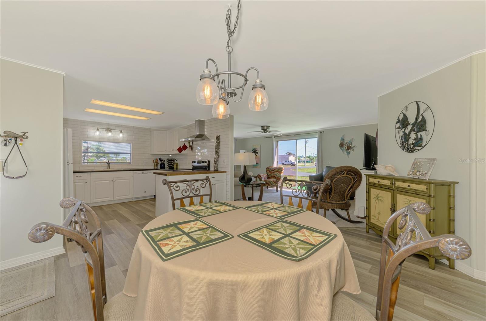 1376 FLAMINGO DR, ENGLEWOOD, FL, 34224