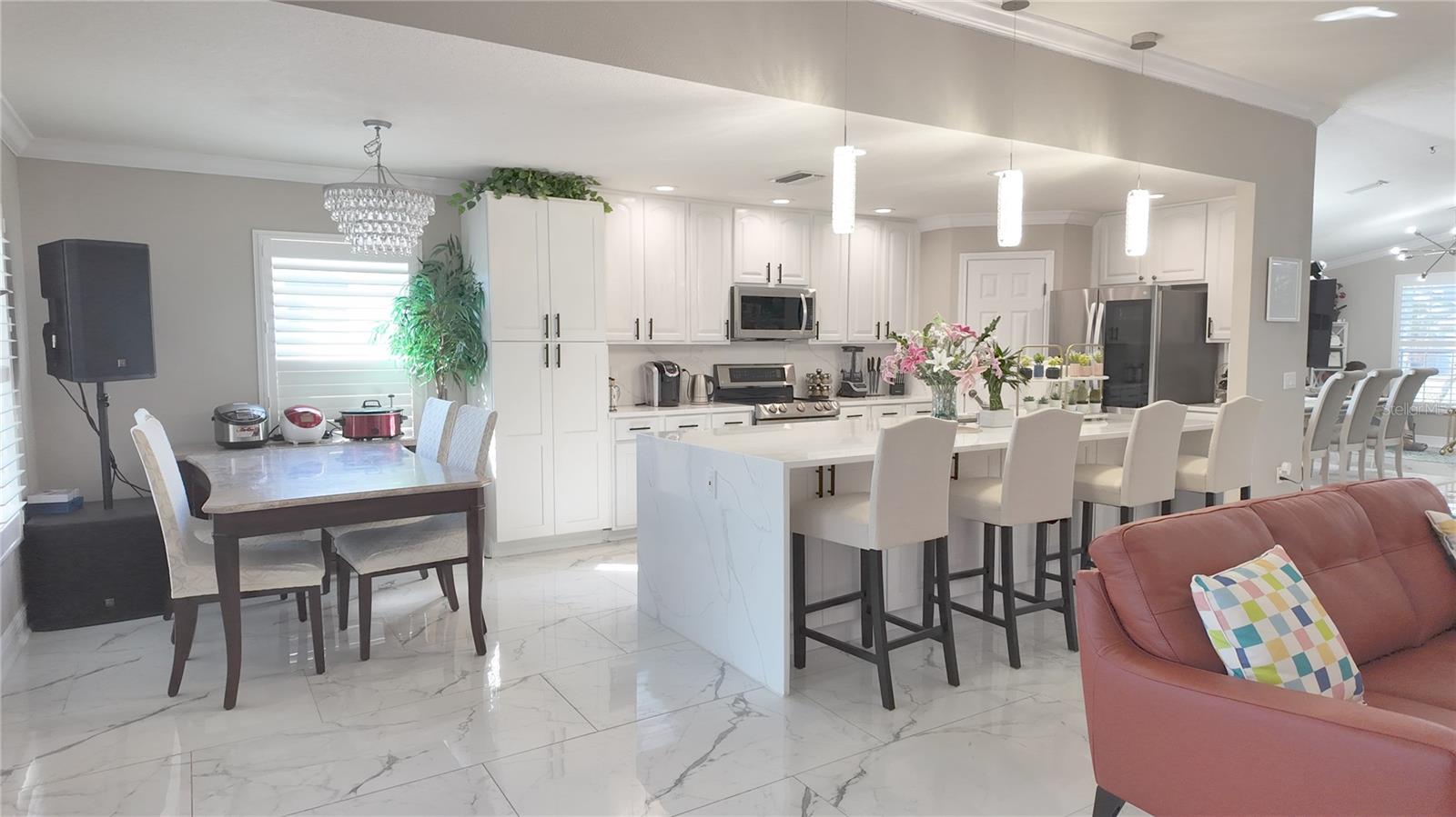 6107 42ND STREET CIR E, BRADENTON, FL, 34203