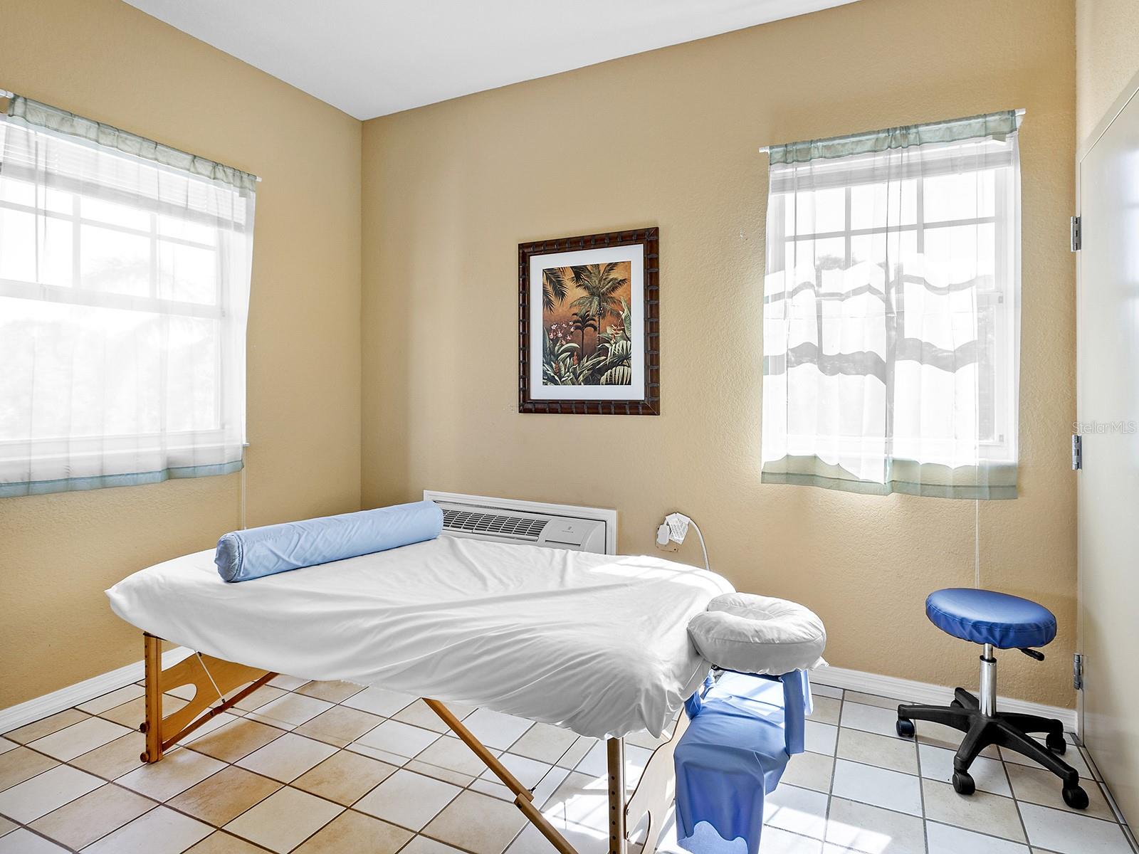 1064 N TAMIAMI TRL #1611, SARASOTA, FL, 34236