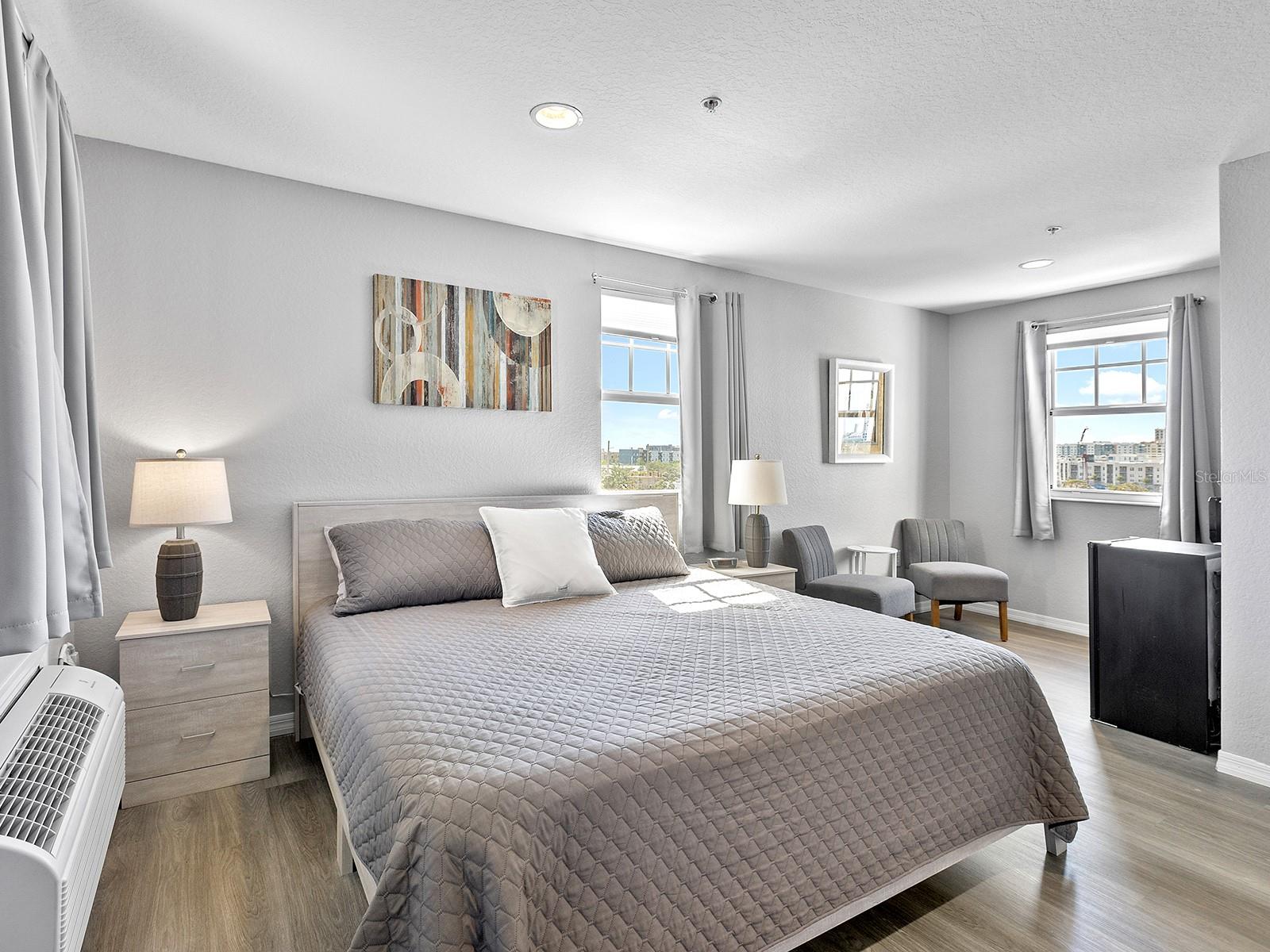 1064 N TAMIAMI TRL #1611, SARASOTA, FL, 34236