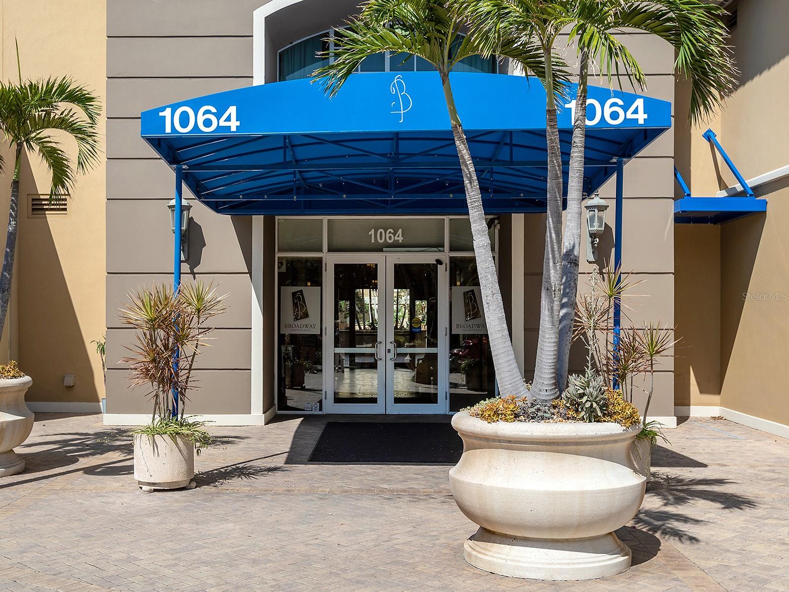 1064 N TAMIAMI TRL #1611, SARASOTA, FL, 34236