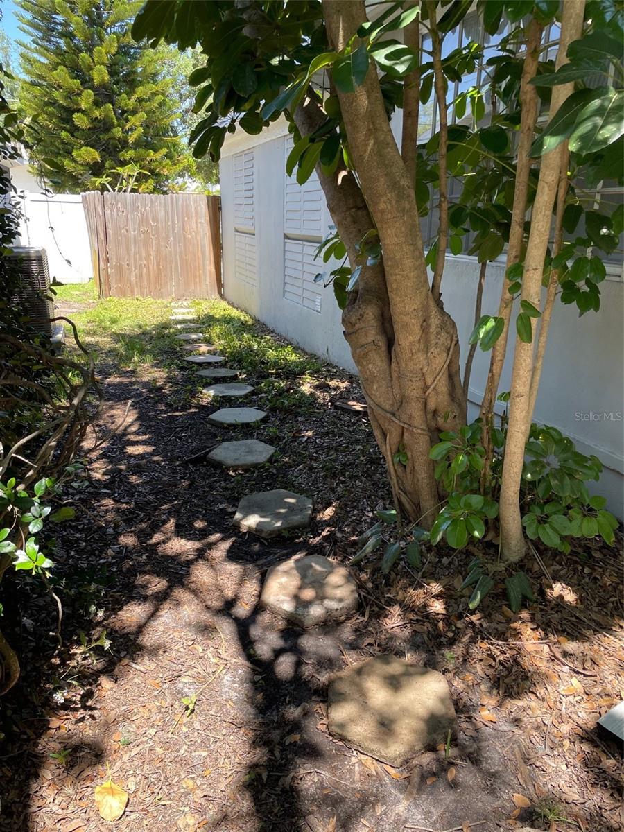 1419 46TH AVE N, ST PETERSBURG, FL, 33703