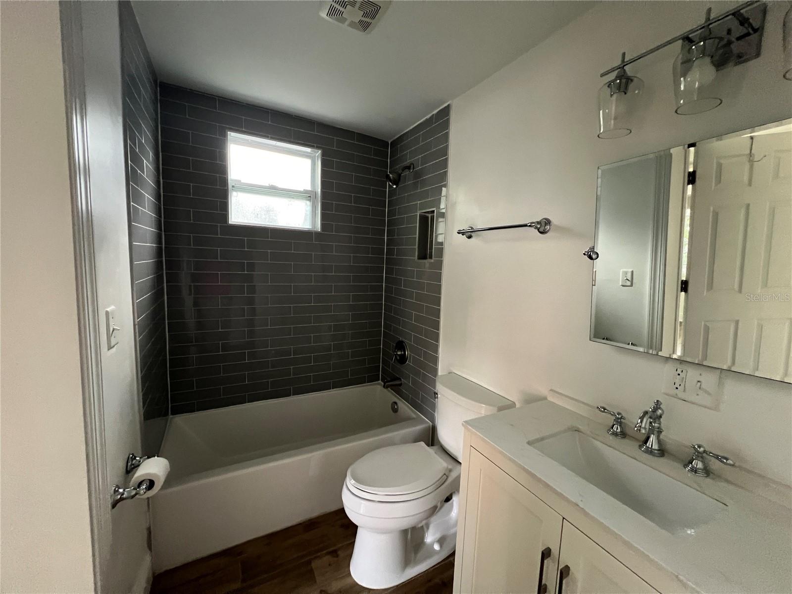 1419 46TH AVE N, ST PETERSBURG, FL, 33703