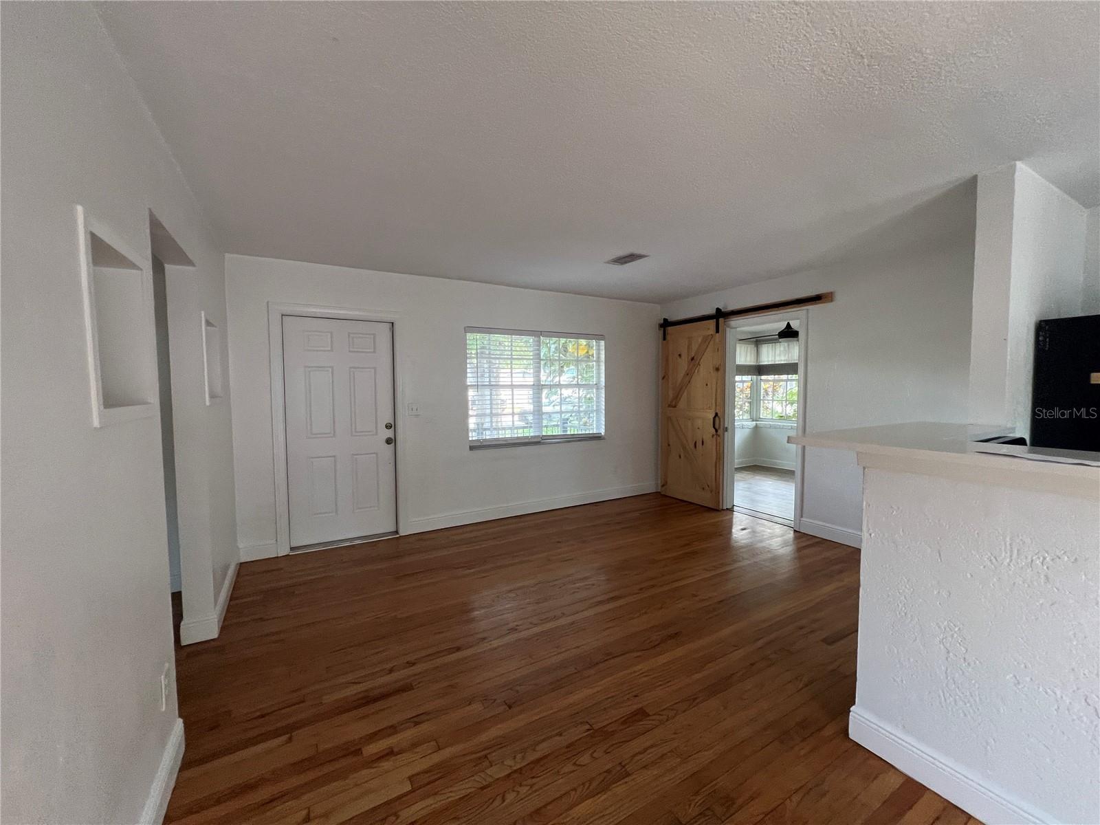 1419 46TH AVE N, ST PETERSBURG, FL, 33703