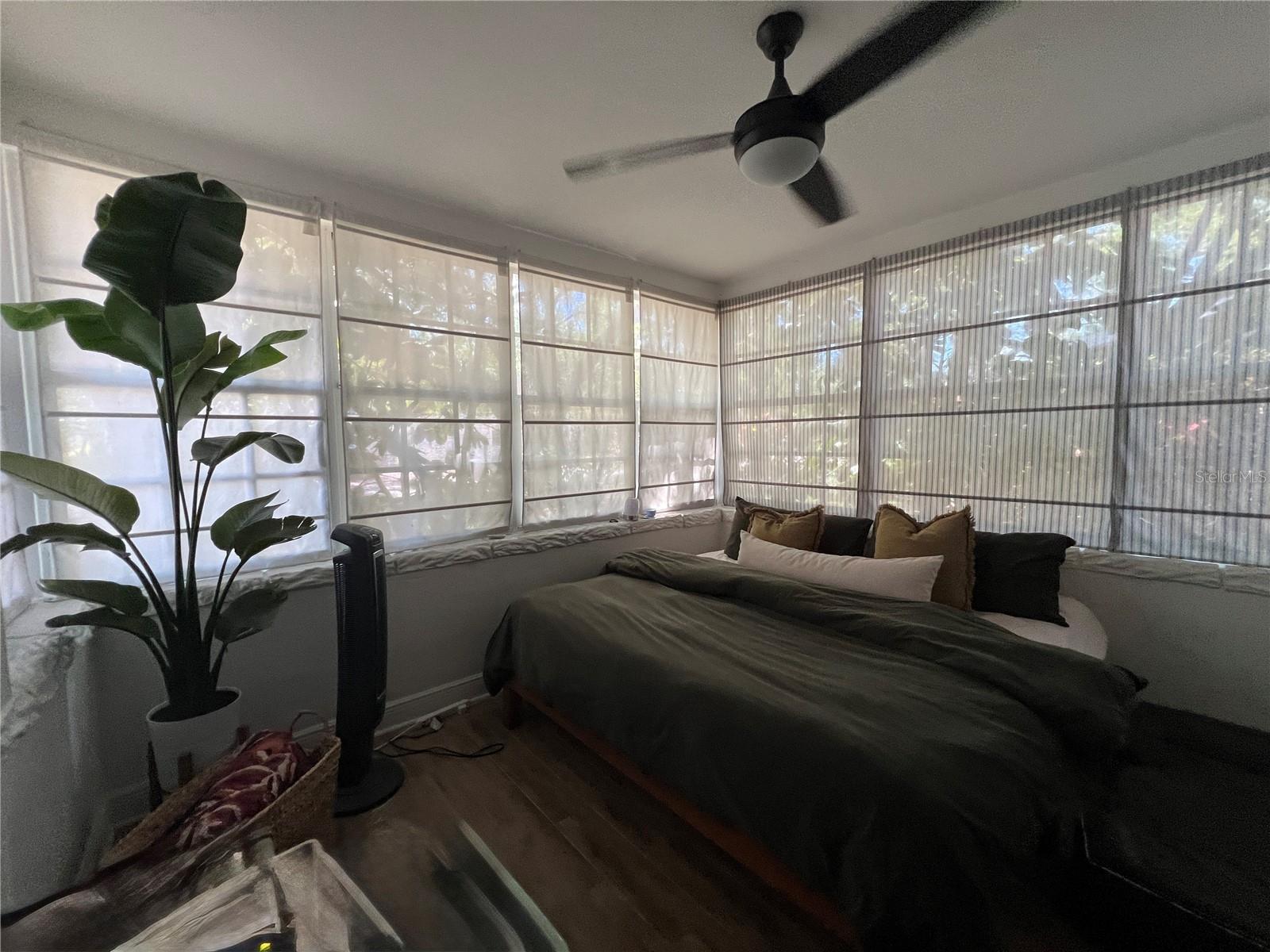 1419 46TH AVE N, ST PETERSBURG, FL, 33703