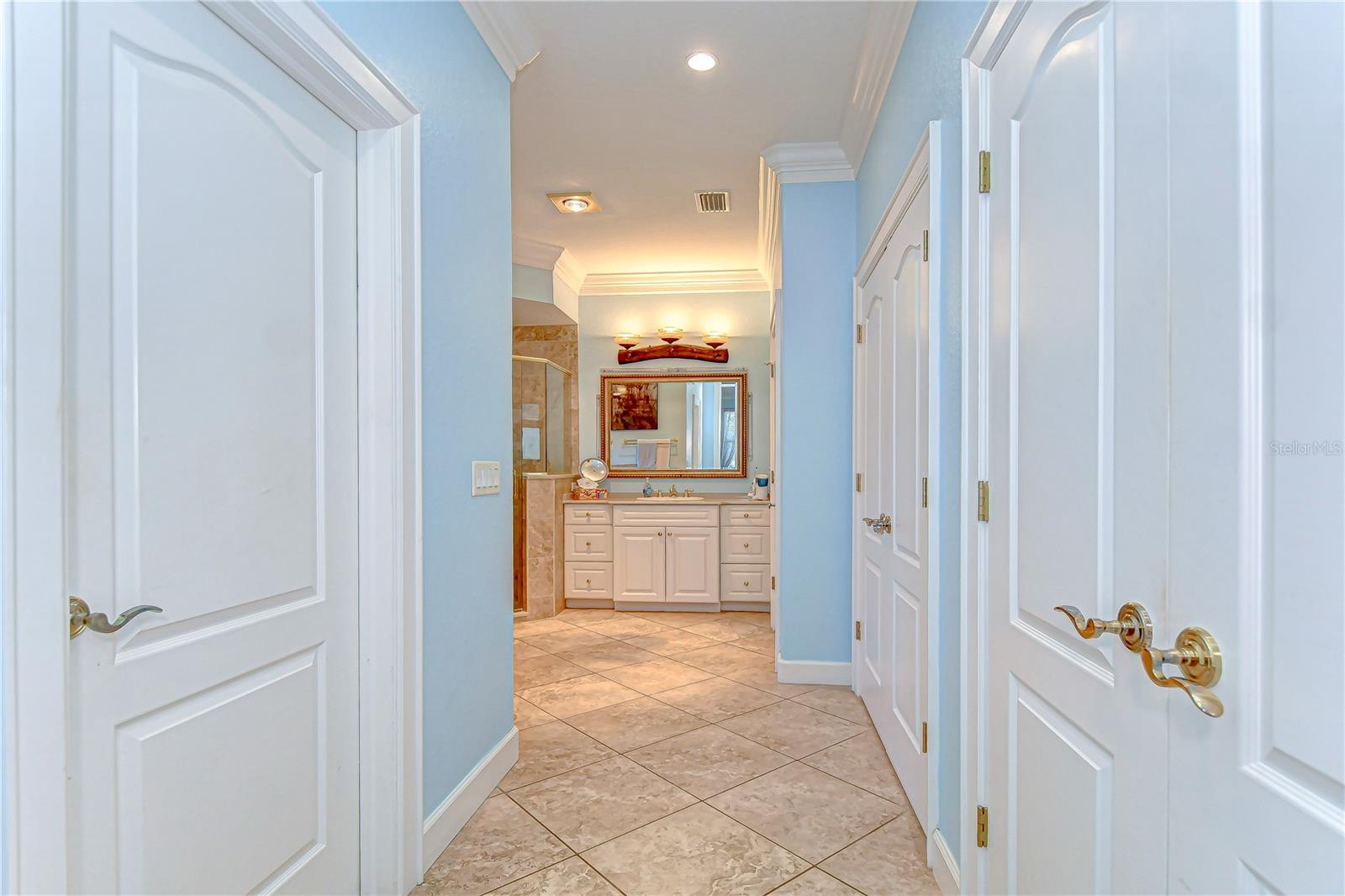 1324 ECKLES DR, TAMPA, FL, 33612