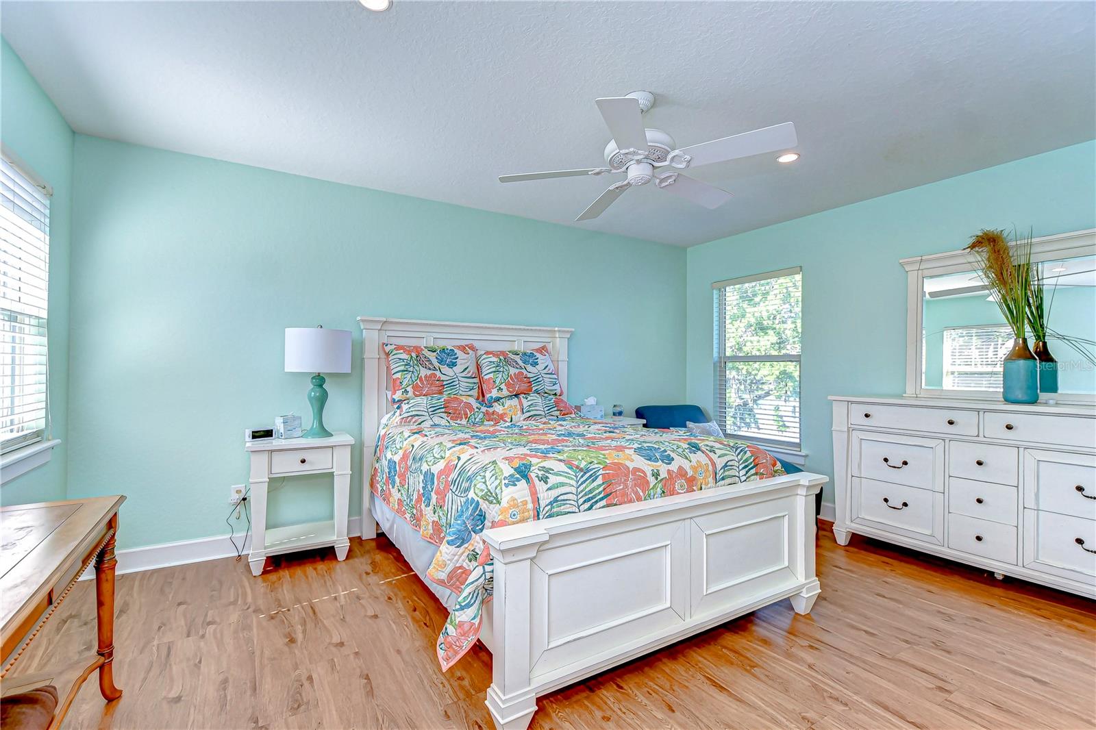 1324 ECKLES DR, TAMPA, FL, 33612