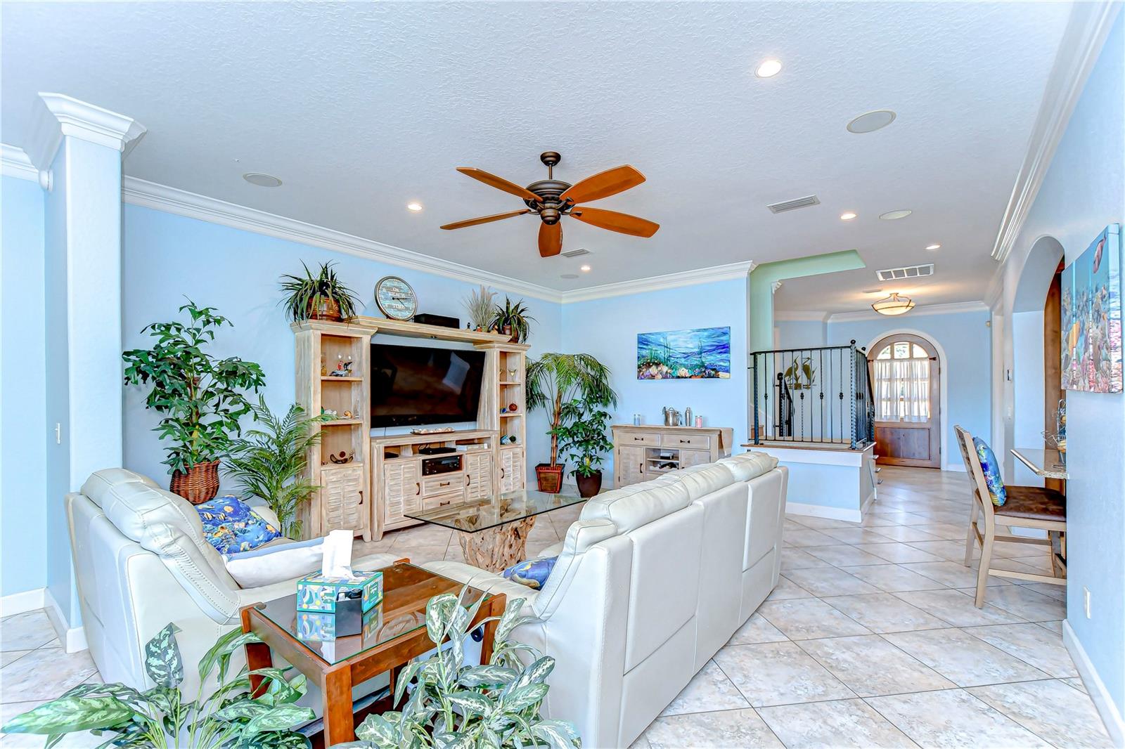 1324 ECKLES DR, TAMPA, FL, 33612