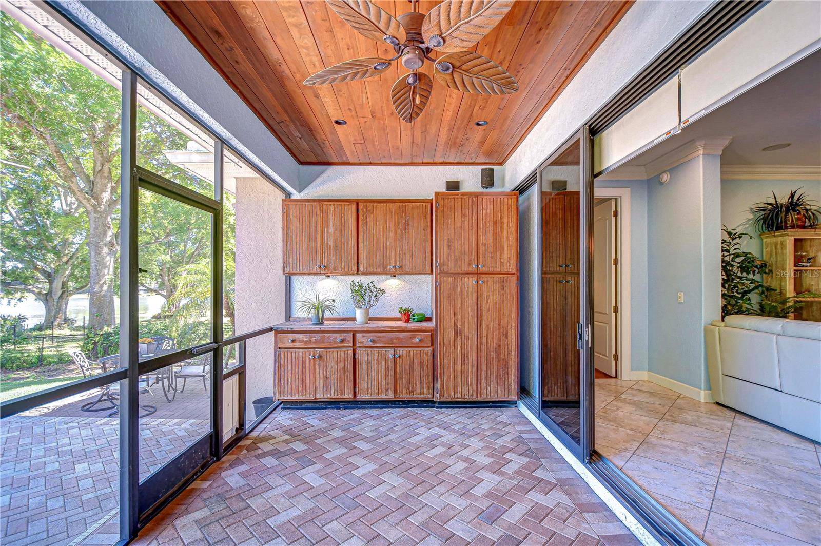 1324 ECKLES DR, TAMPA, FL, 33612