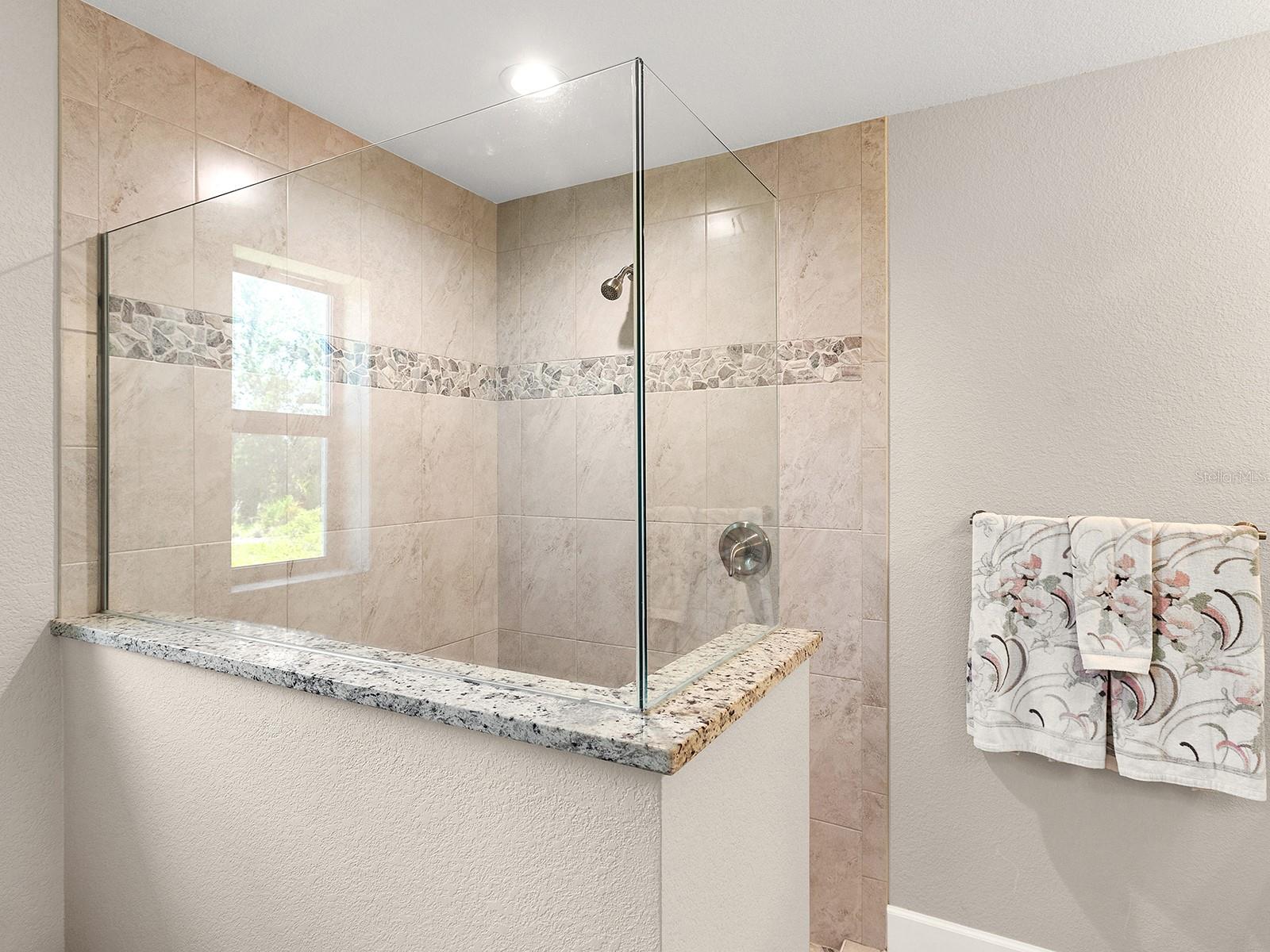 6126 SPINNAKER BLVD, ENGLEWOOD, FL, 34224