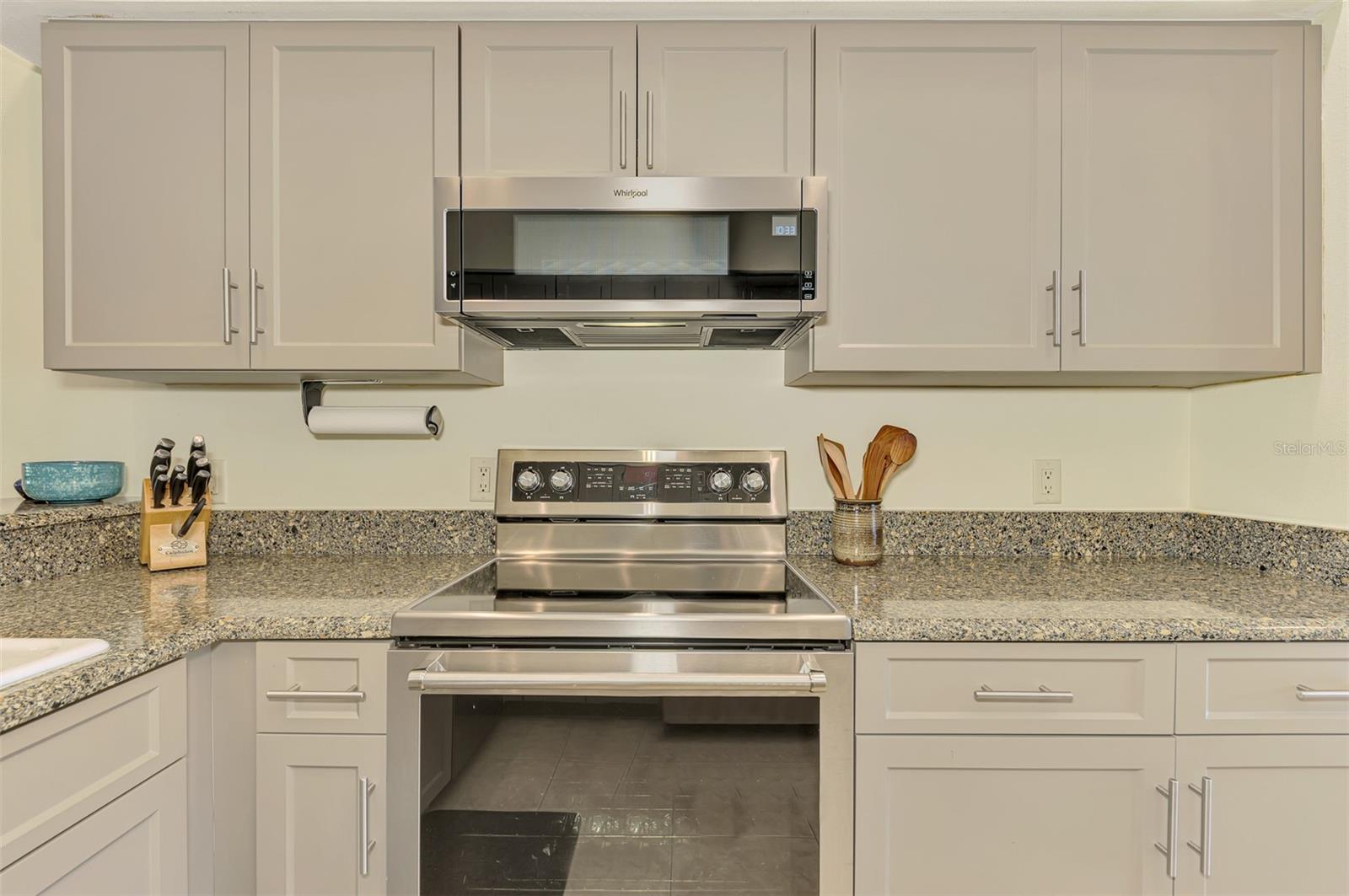 9470 HIGH GATE DR #2225, SARASOTA, FL, 34238