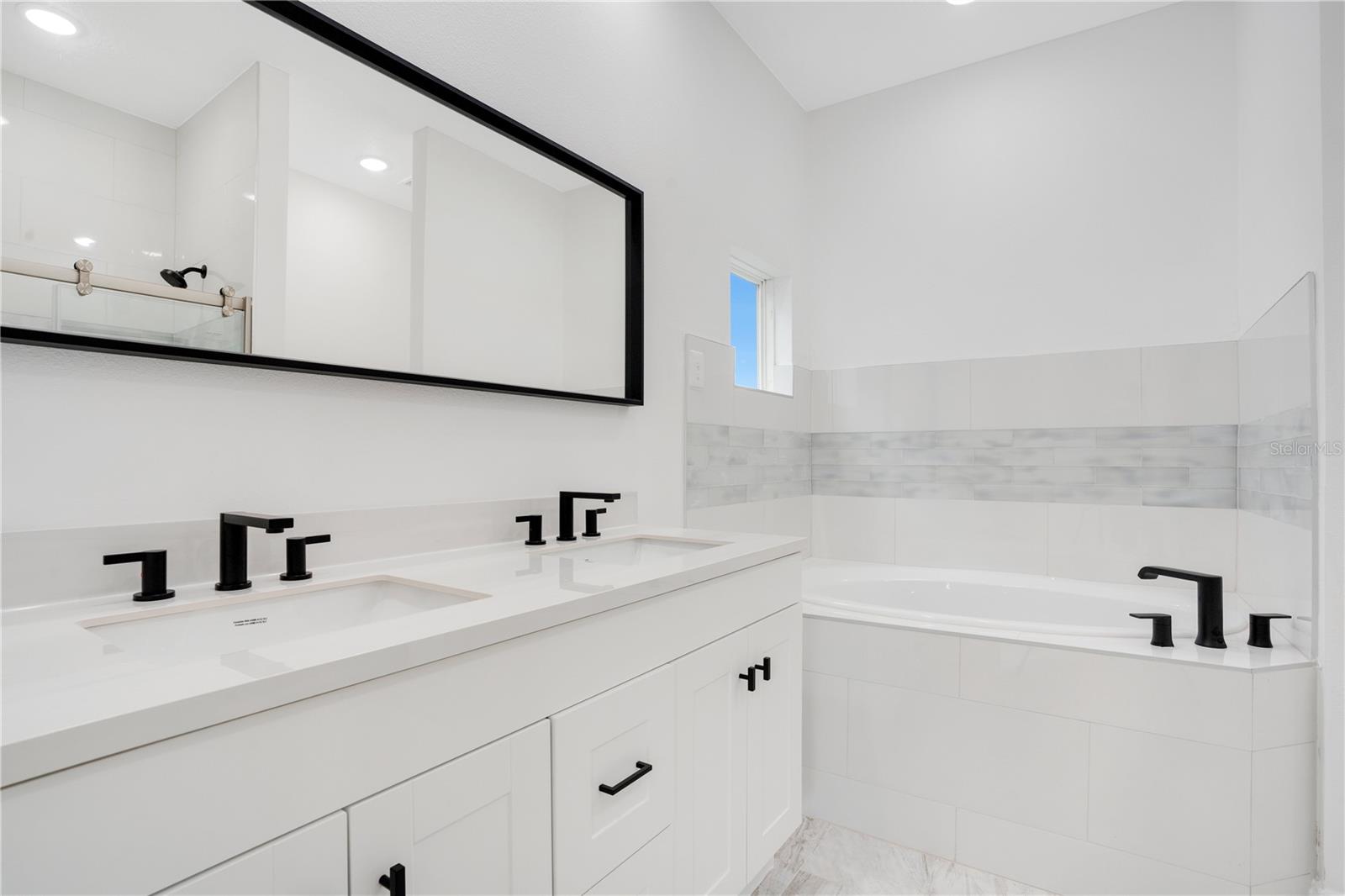 1334 SALISBURY DR, WINTER HAVEN, FL, 33881