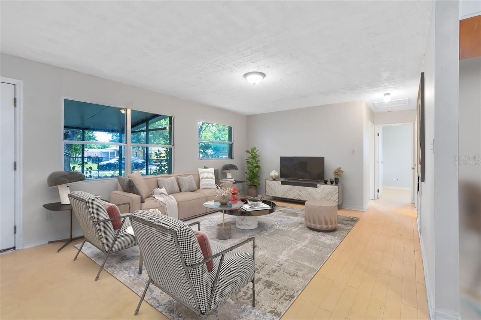 226 S APOLLO DR, APOPKA, FL, 32703