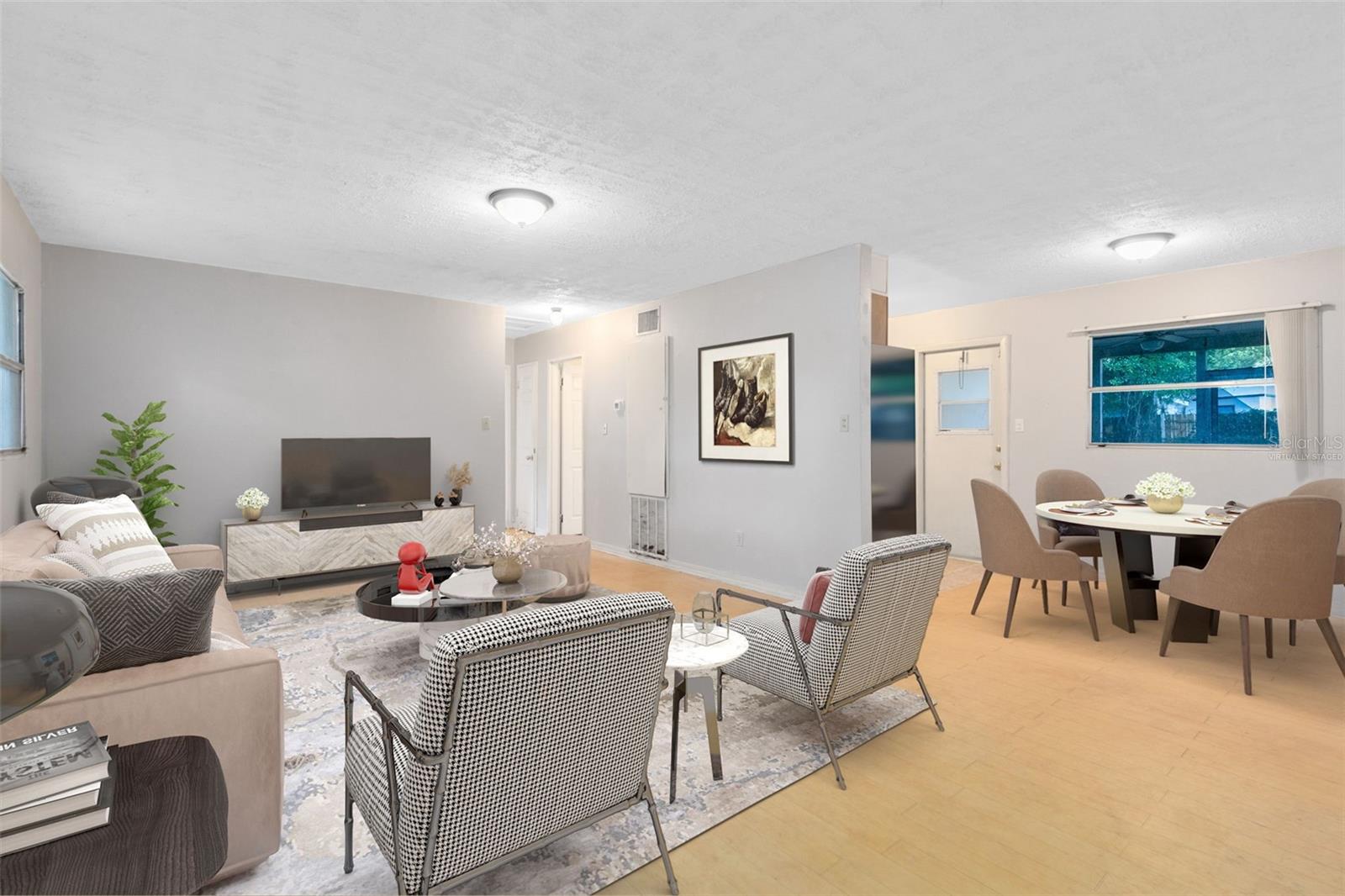 226 S APOLLO DR, APOPKA, FL, 32703