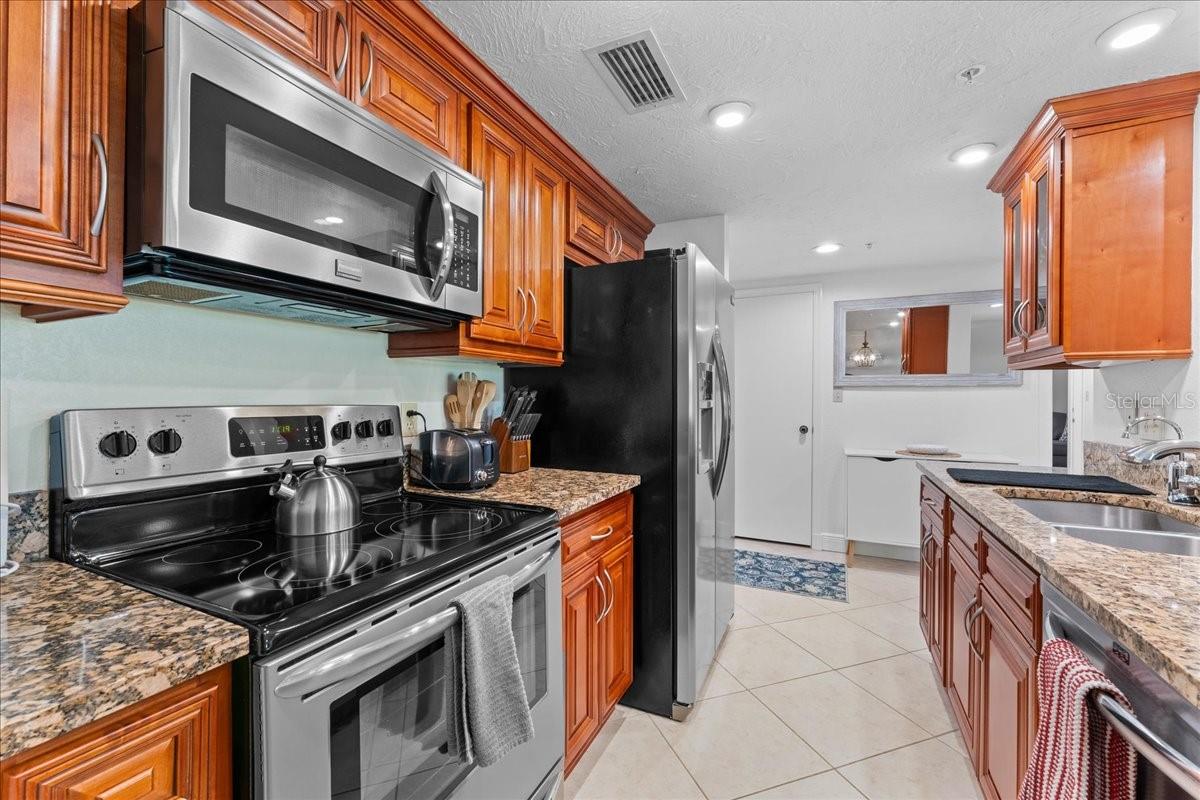 36750 US 19 N #24-104, PALM HARBOR, FL, 34684