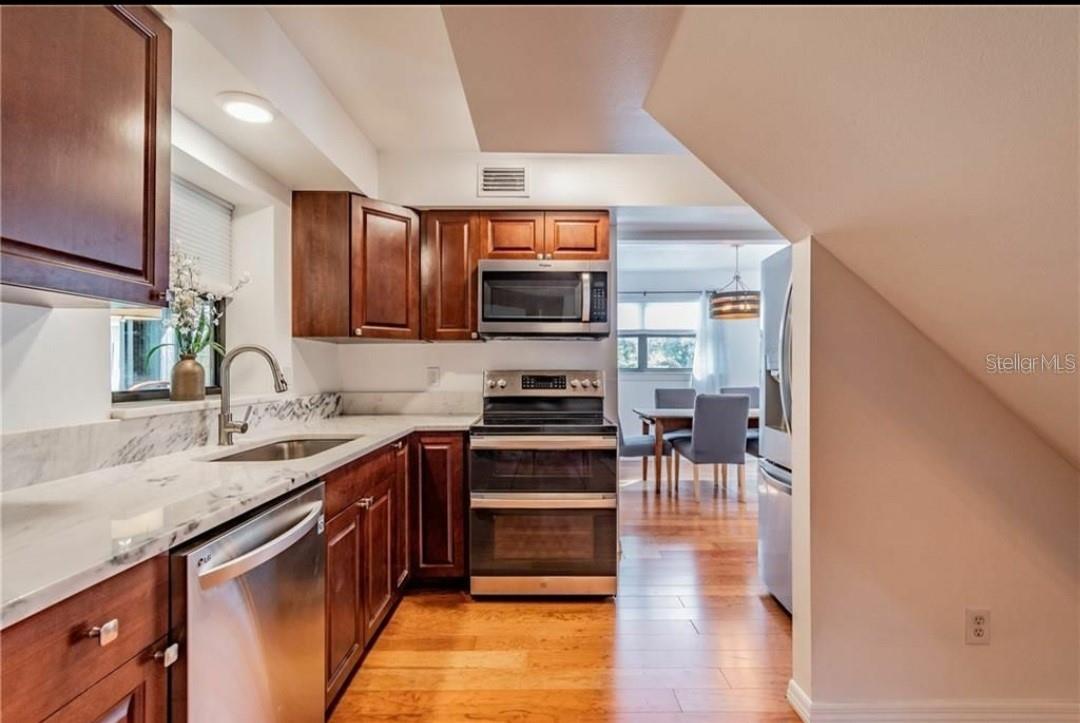 368 RIDGE RD SW, LARGO, FL, 33770