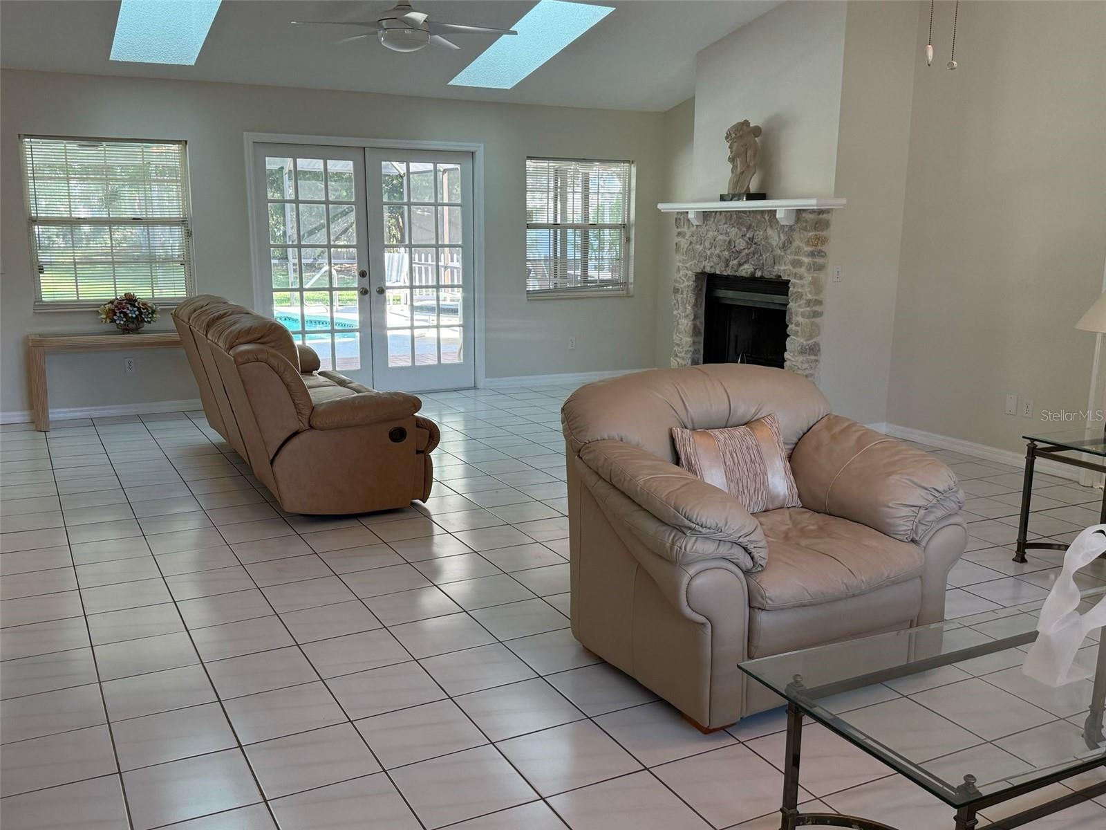 1 WAVES PL, PALM COAST, FL, 32164