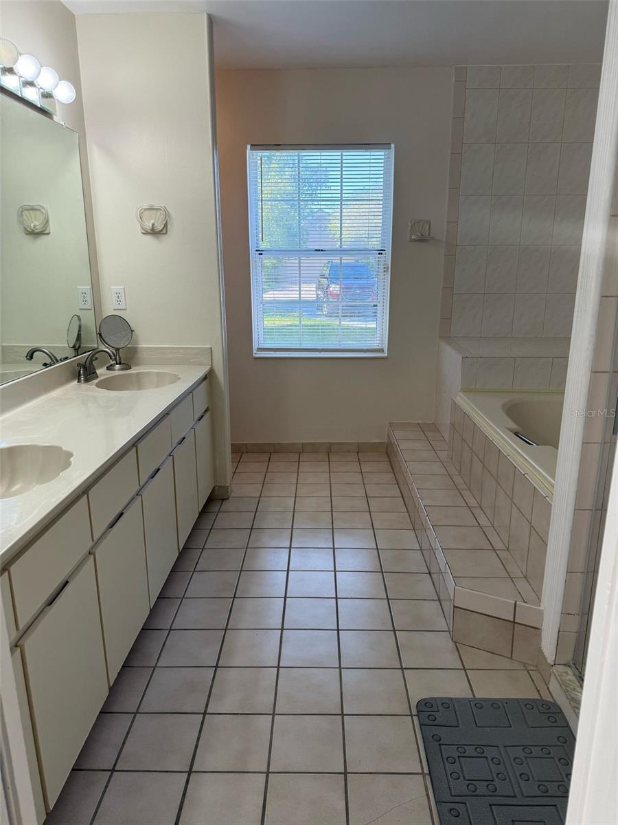 1 WAVES PL, PALM COAST, FL, 32164