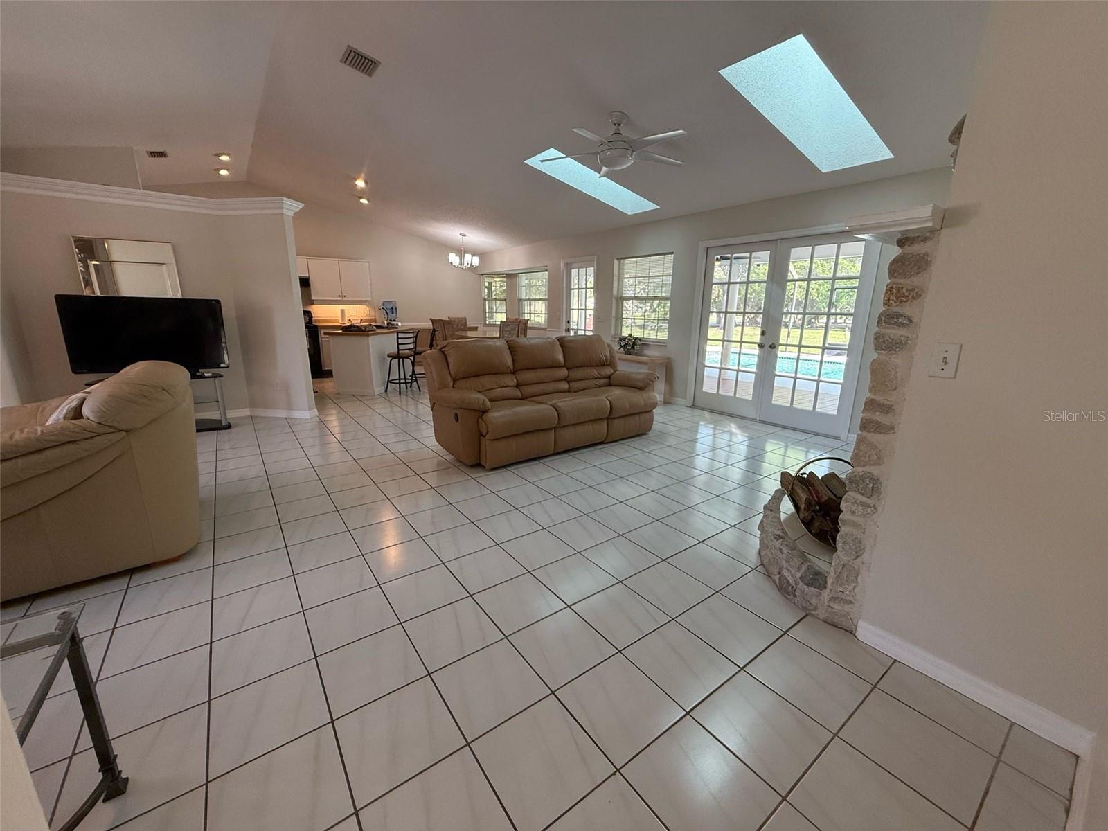 1 WAVES PL, PALM COAST, FL, 32164