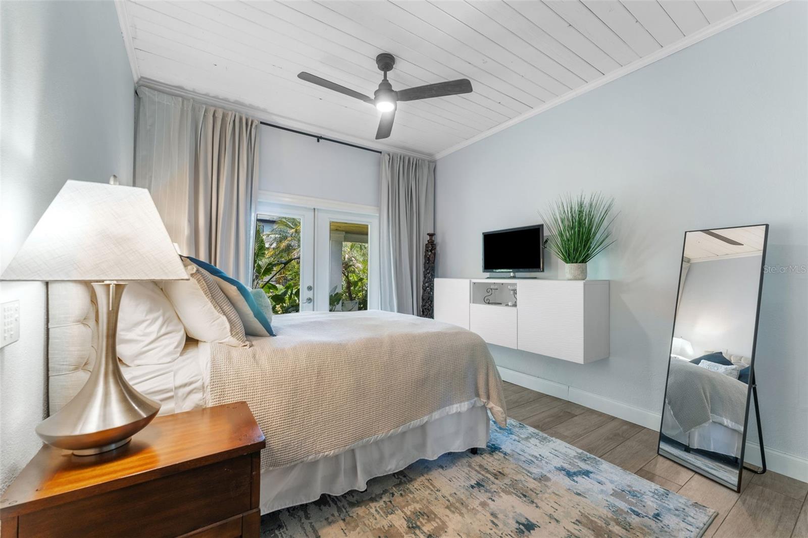 807 W BRADDOCK ST, TAMPA, FL, 33603