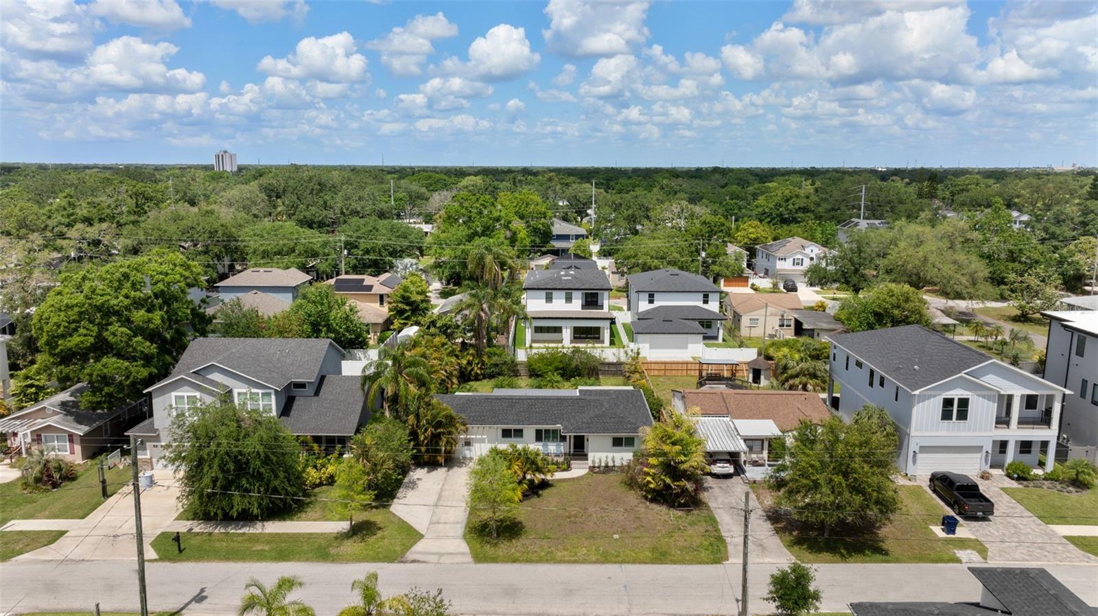 807 W BRADDOCK ST, TAMPA, FL, 33603